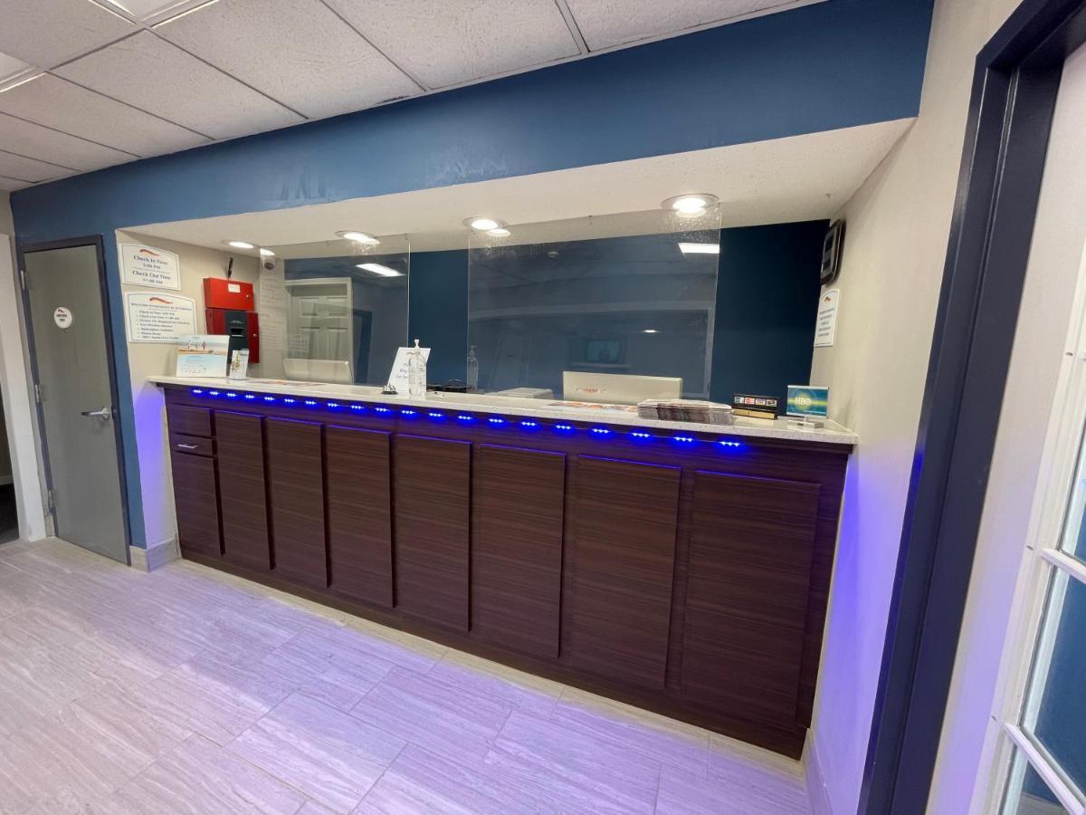 Baymont By Wyndham Adairsville מראה חיצוני תמונה