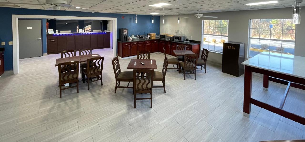 Baymont By Wyndham Adairsville מראה חיצוני תמונה