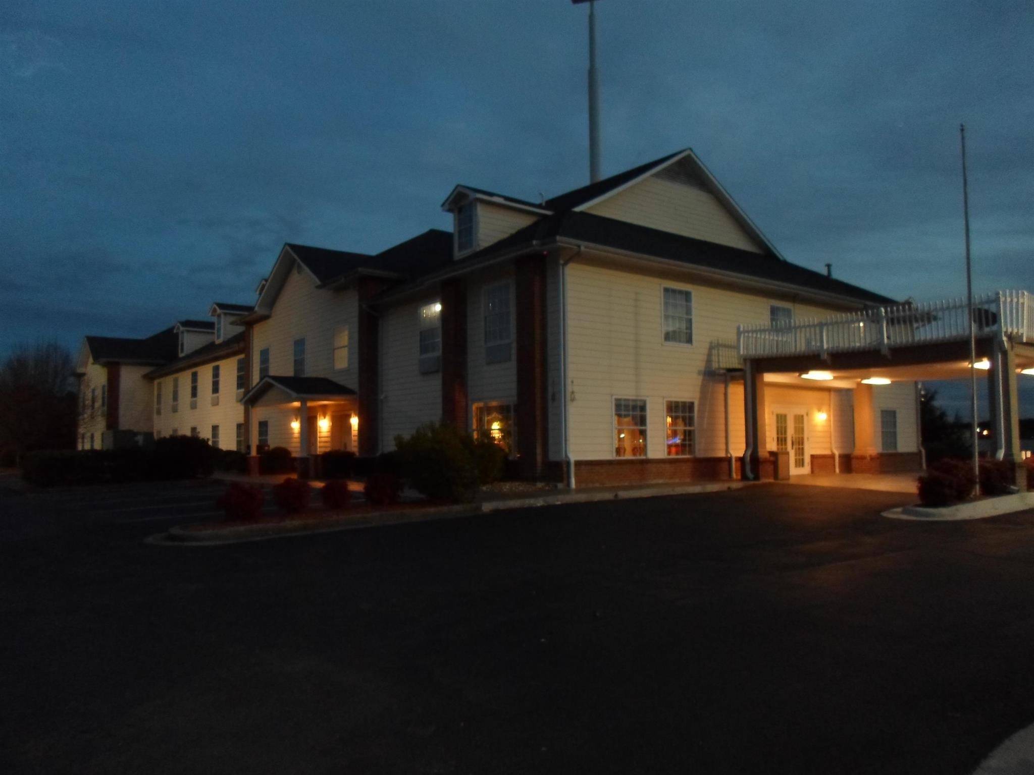 Baymont By Wyndham Adairsville מראה חיצוני תמונה