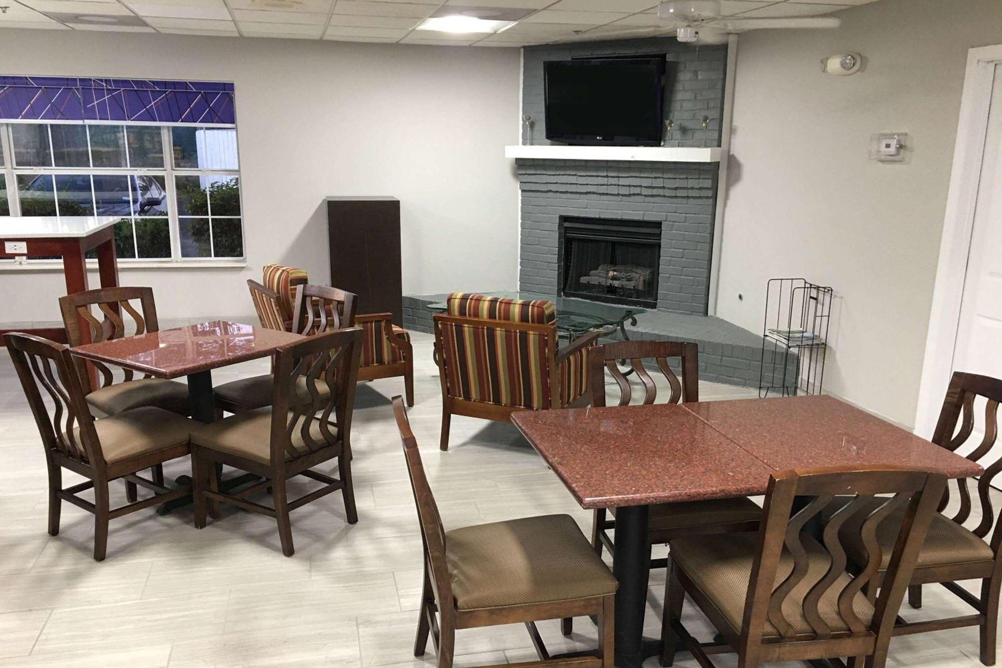 Baymont By Wyndham Adairsville מראה חיצוני תמונה